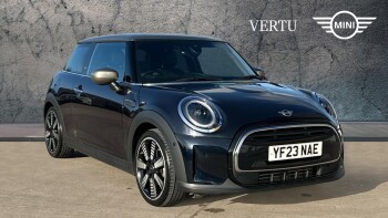 MINI Hatchback 1.5 Cooper Exclusive 3dr Auto Petrol Hatchback